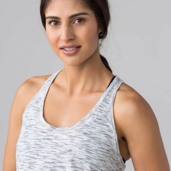 Lululemon Essential Tank Top Grey 6 Small S - Picture 6 of 15